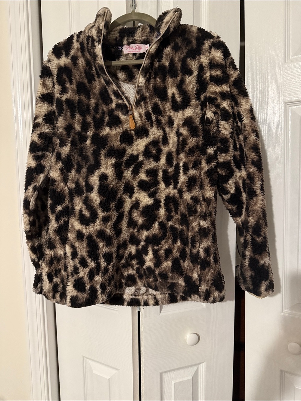 Pink Lily Leopard Teddy Quarter-Zip Pullover - Brown & Black